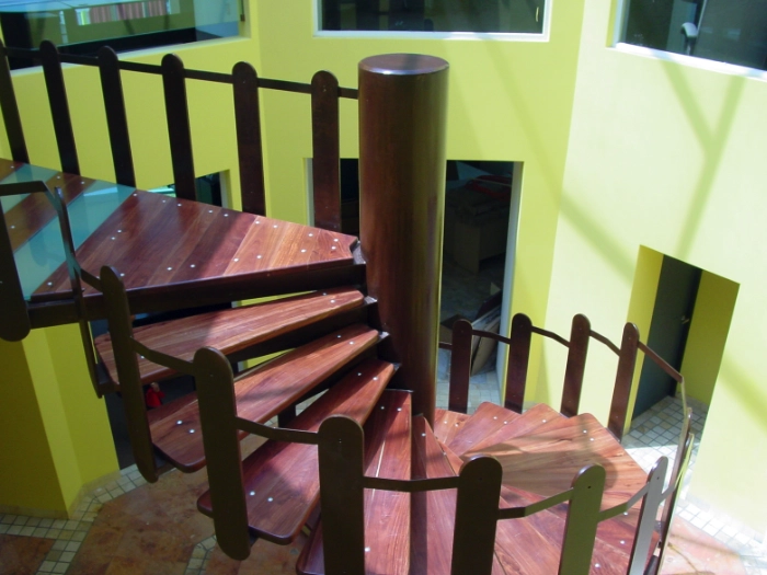escalera arriba